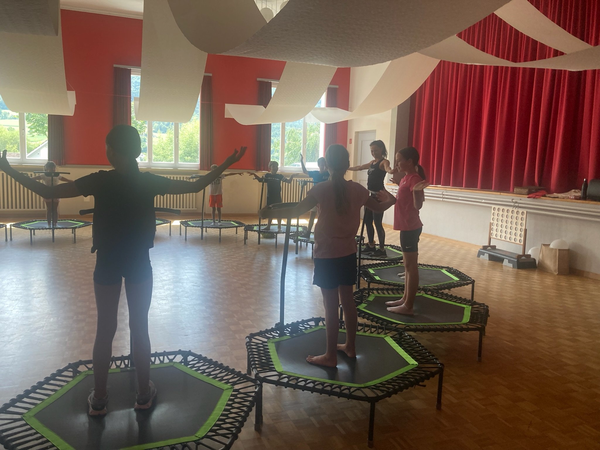 ...jumping fitness kids...