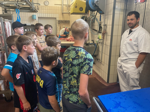 ...Entdecke die Welt der Burger...