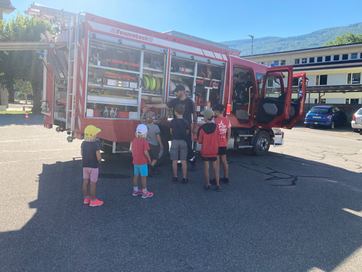 ...Feuerwehr Laupersdorf....