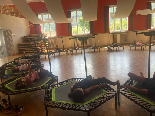 ...jumping fitness kids...