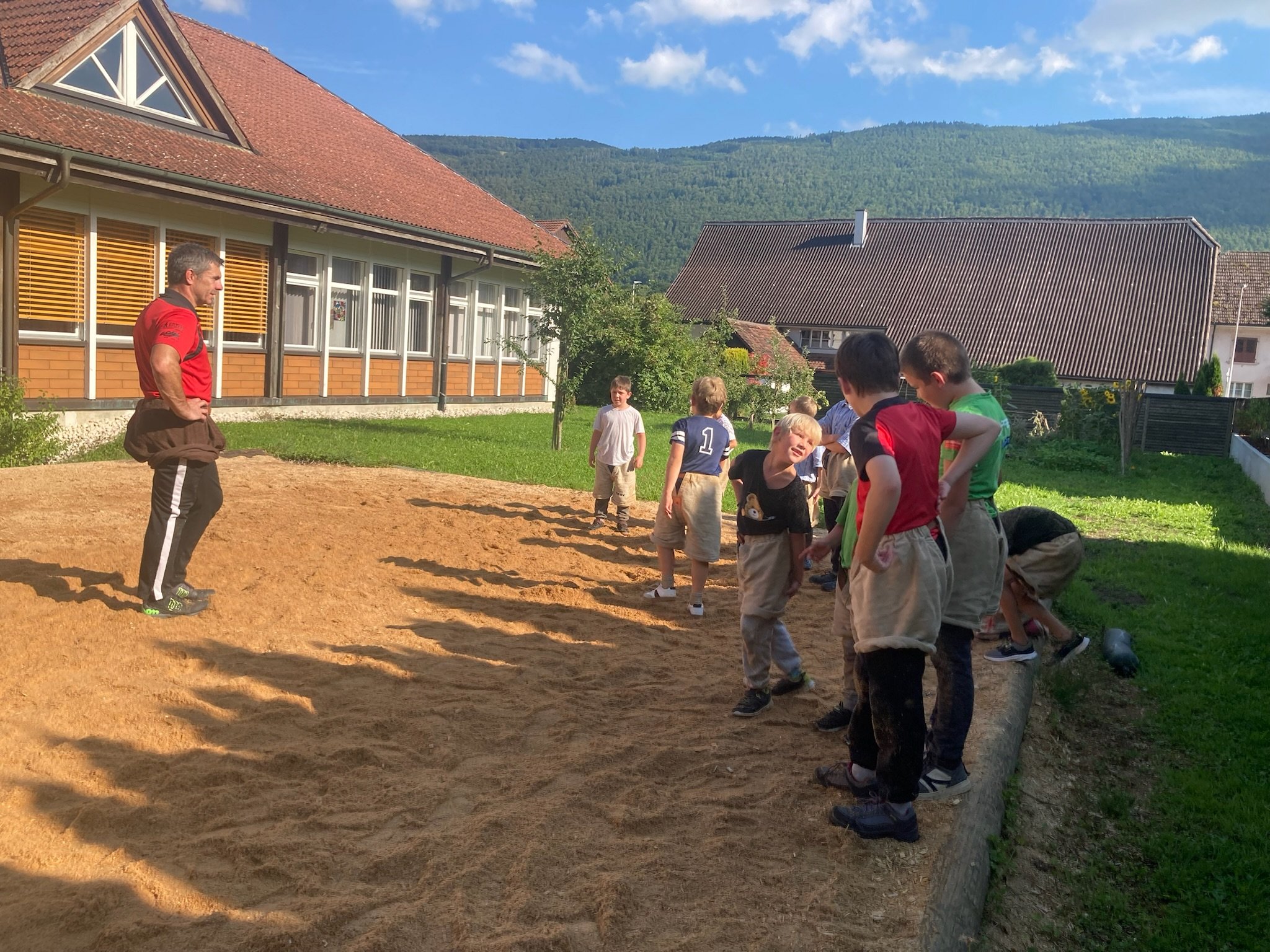 ...ab ins Sägemehl...