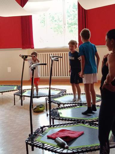 ...jumping fitness kids...