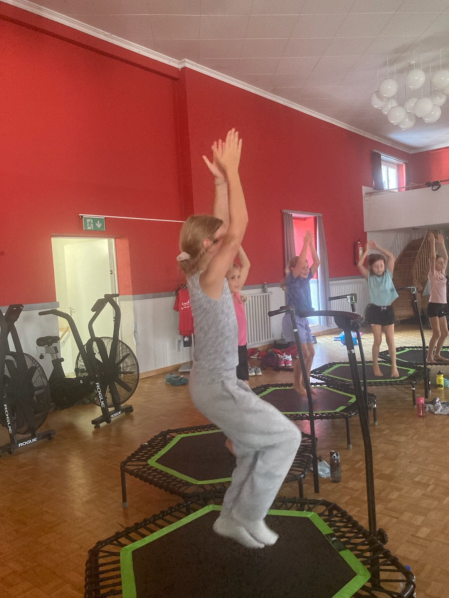 ...jumping fitness kids...