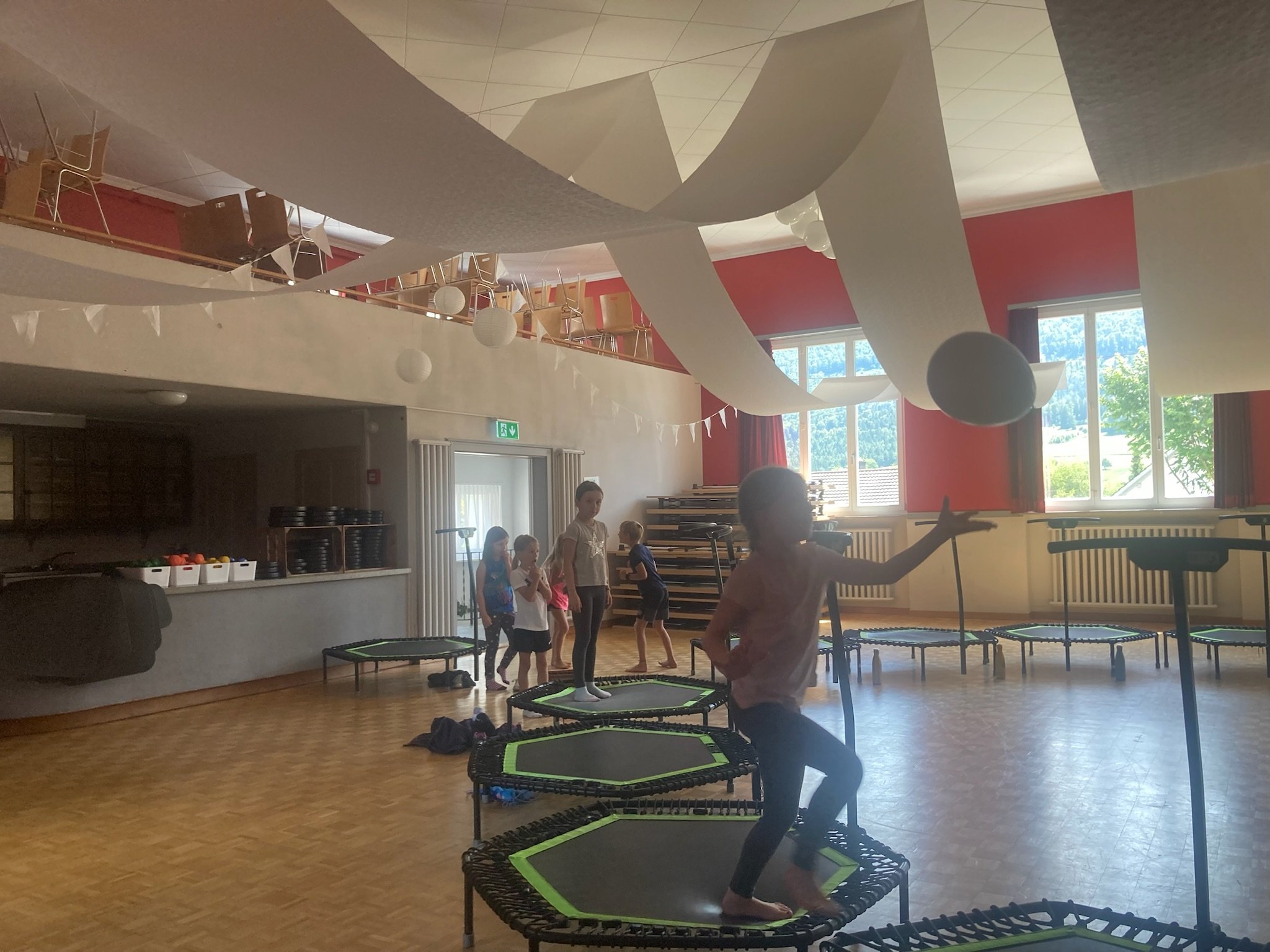 ...jumping fitness kids...